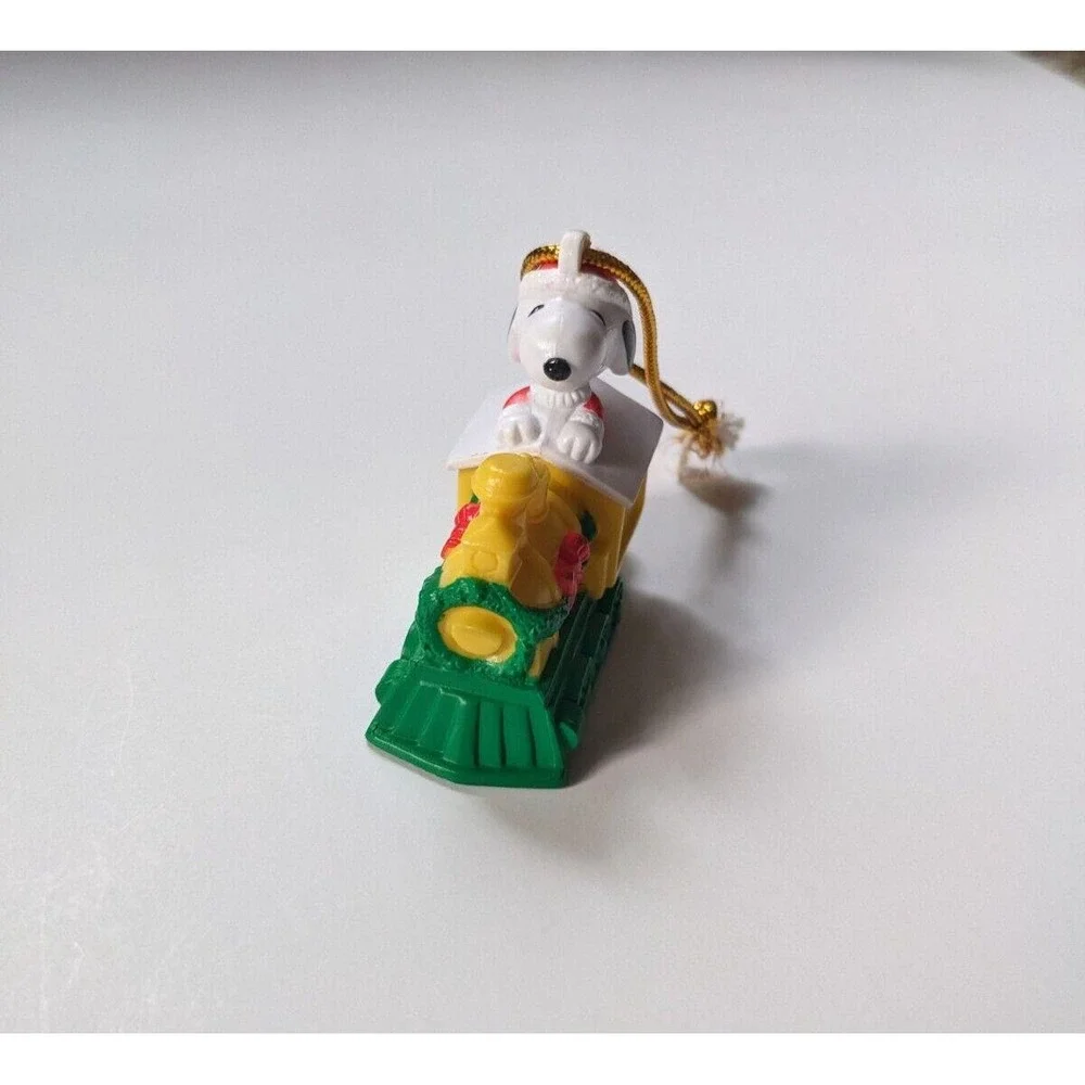 Vintage Peanuts Snoopy Santa Train Engine PVC Christmas Ornament Whitman Candy